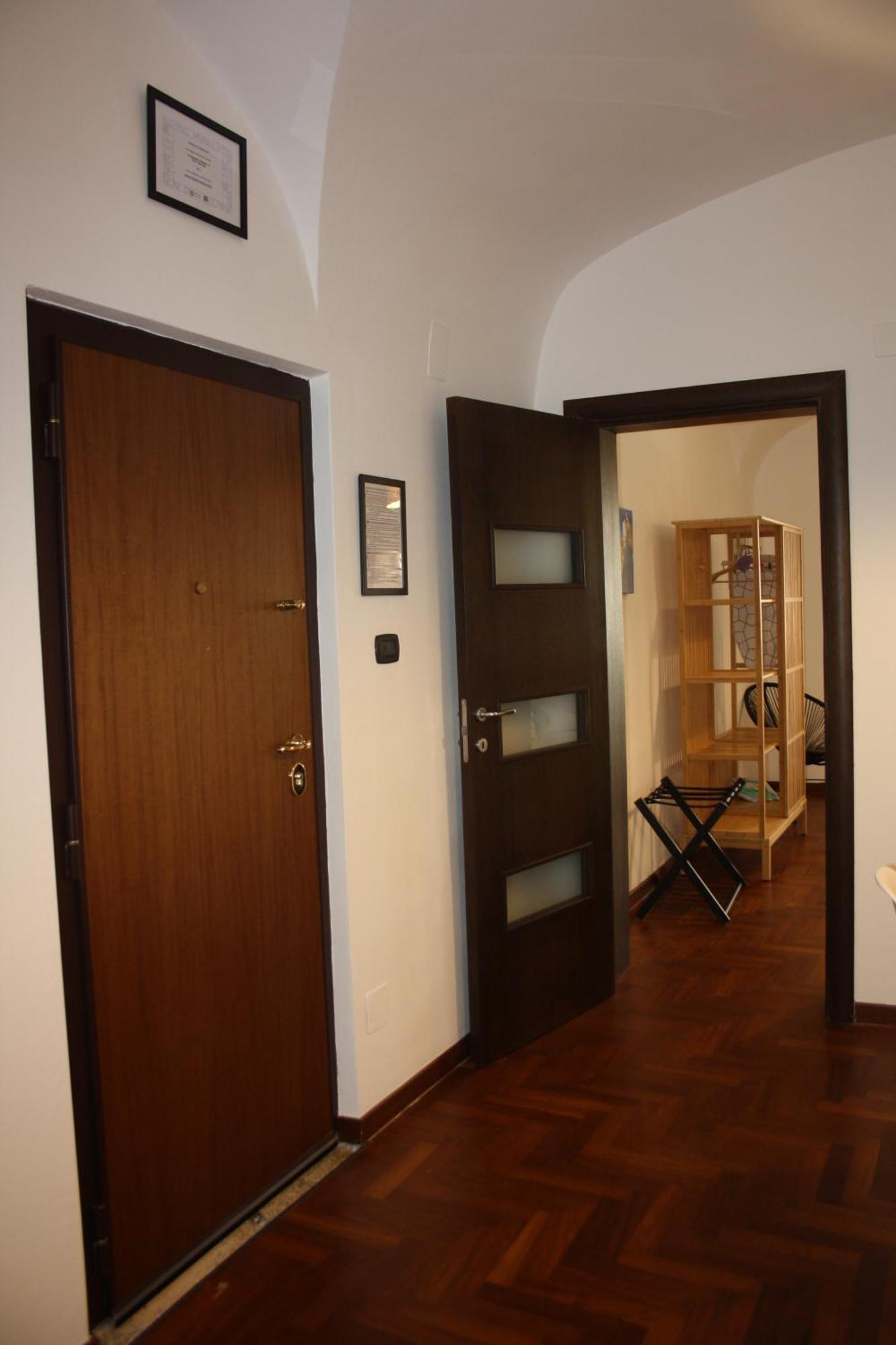 Stefano'S Apartment Бари Екстериор снимка
