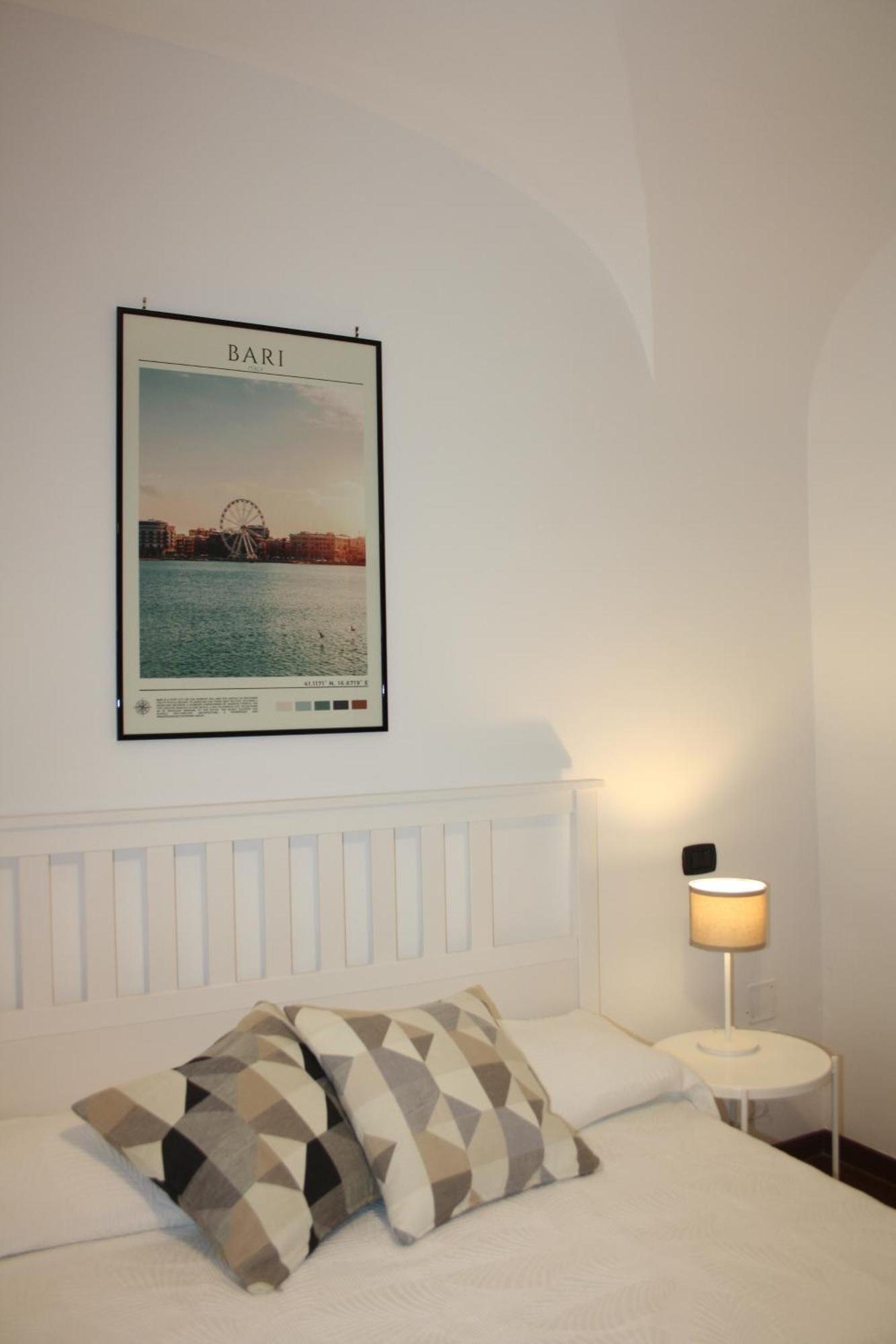 Stefano'S Apartment Бари Екстериор снимка
